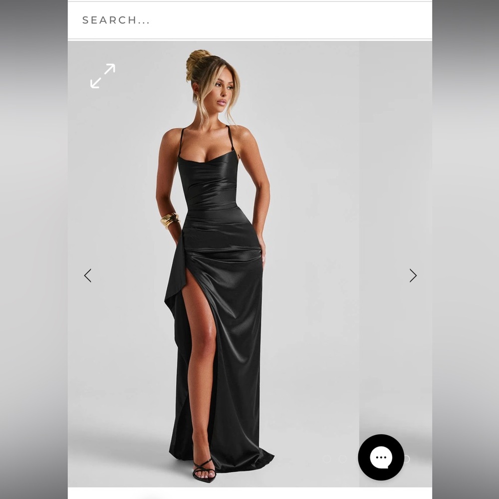 Elegant Black Maxi Dress